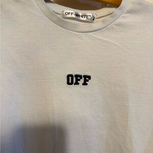 Off-White
OFF WHITE MEN T SHIRT Size M